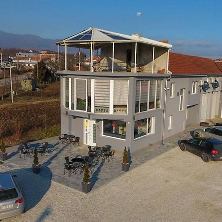 Binta Hostel 弗拉涅 外观 照片
