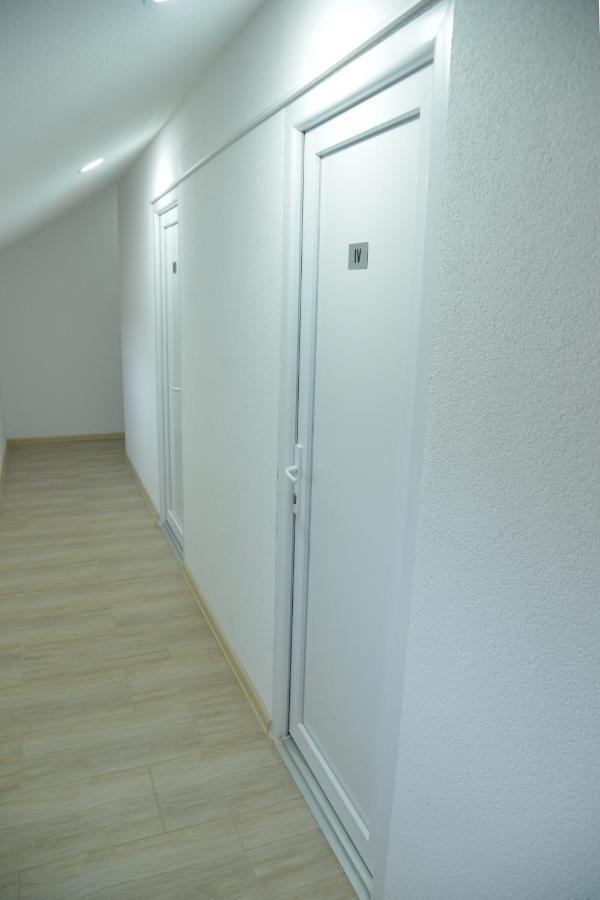 Binta Hostel 弗拉涅 外观 照片