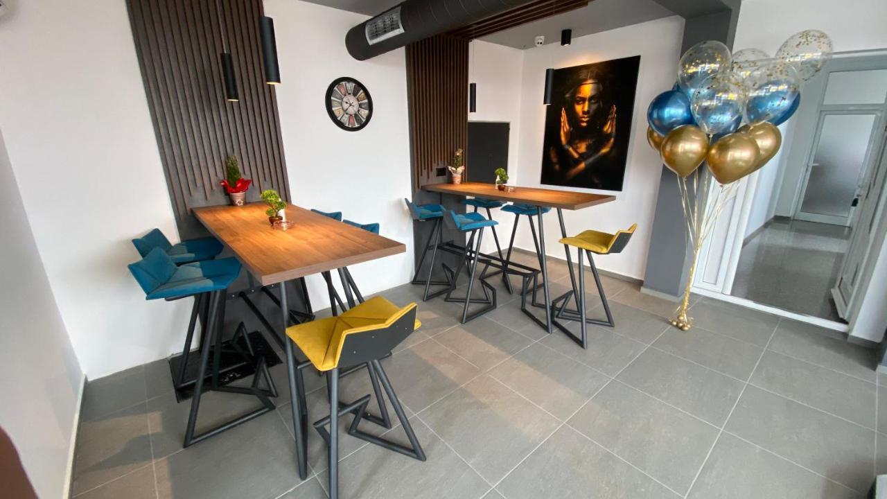 Binta Hostel 弗拉涅 外观 照片