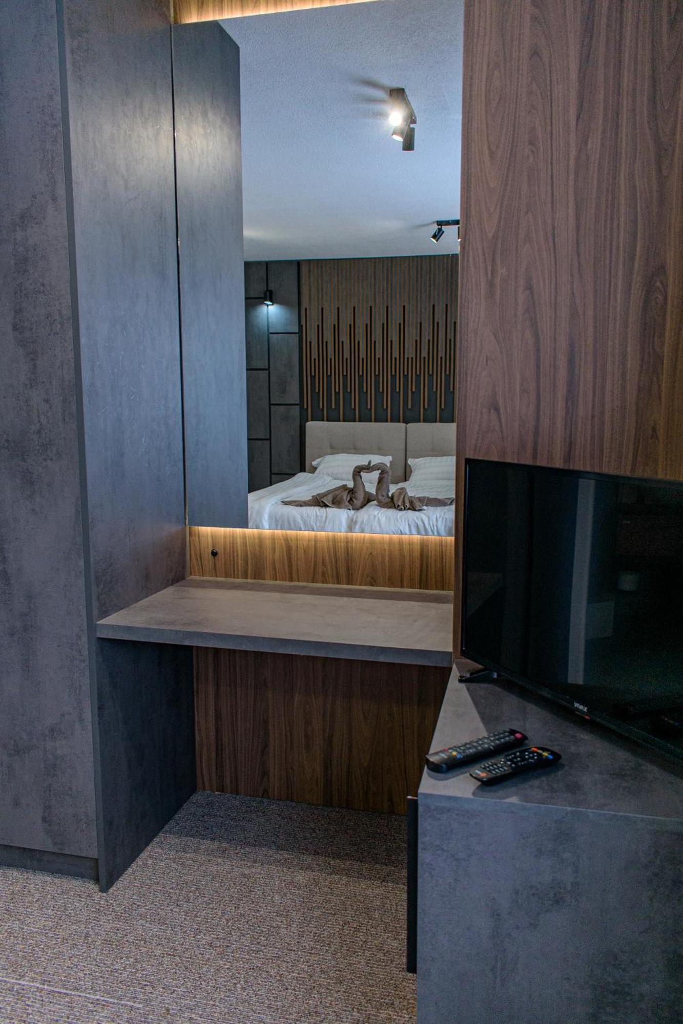 Binta Hostel 弗拉涅 外观 照片