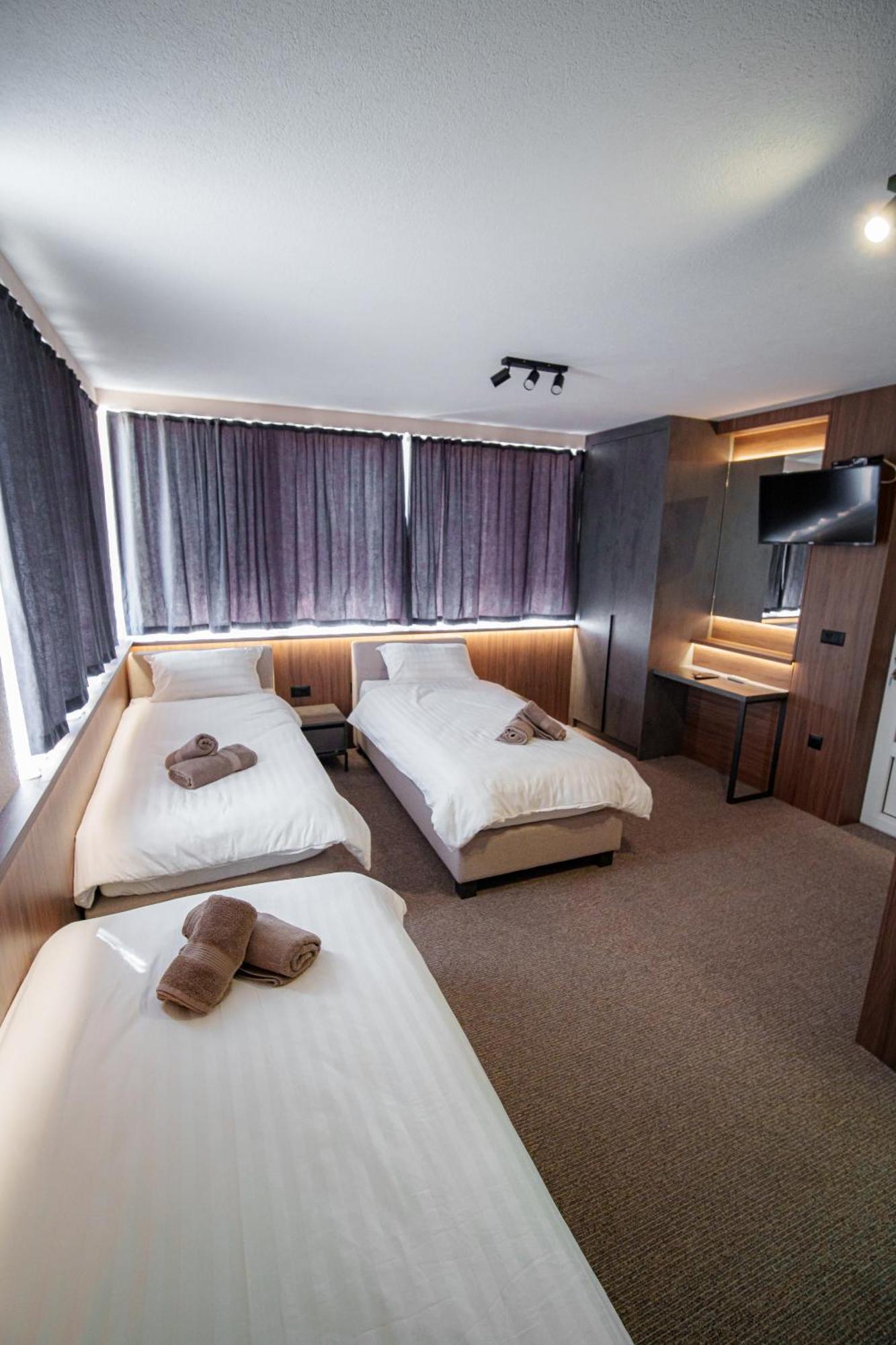 Binta Hostel 弗拉涅 外观 照片
