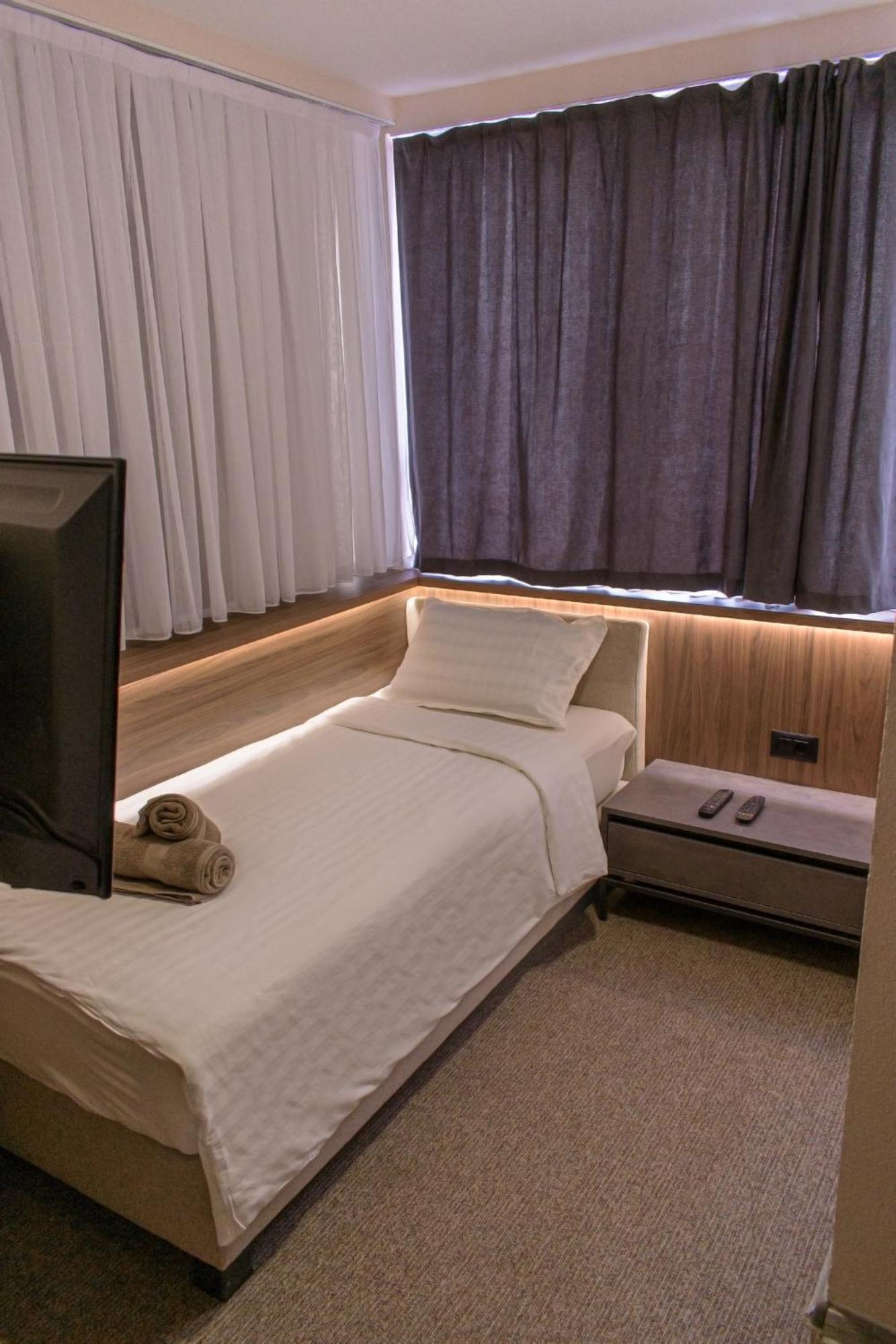Binta Hostel 弗拉涅 外观 照片